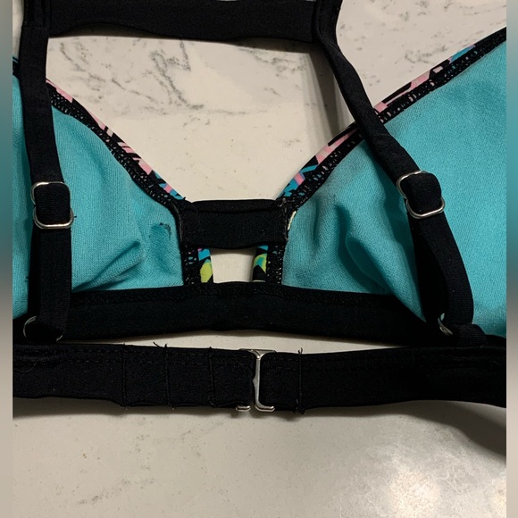 3/ $15 Neon Aztec print bikini top - Picture 4 of 7